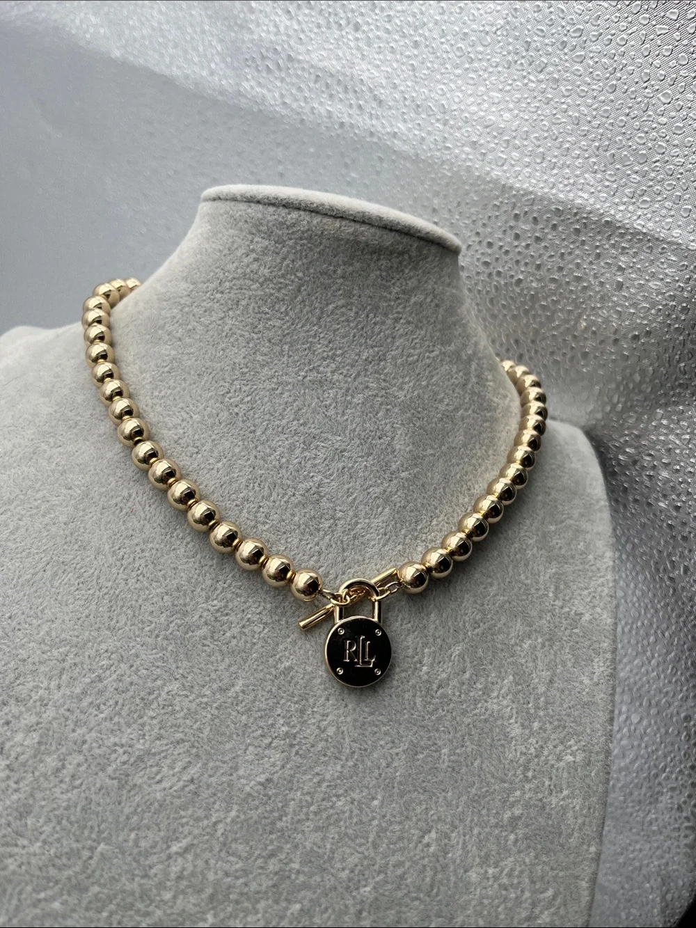Gorgeous Ralph Lauren Gold Tone Beaded Balls Necklace Toggle Designer 17”